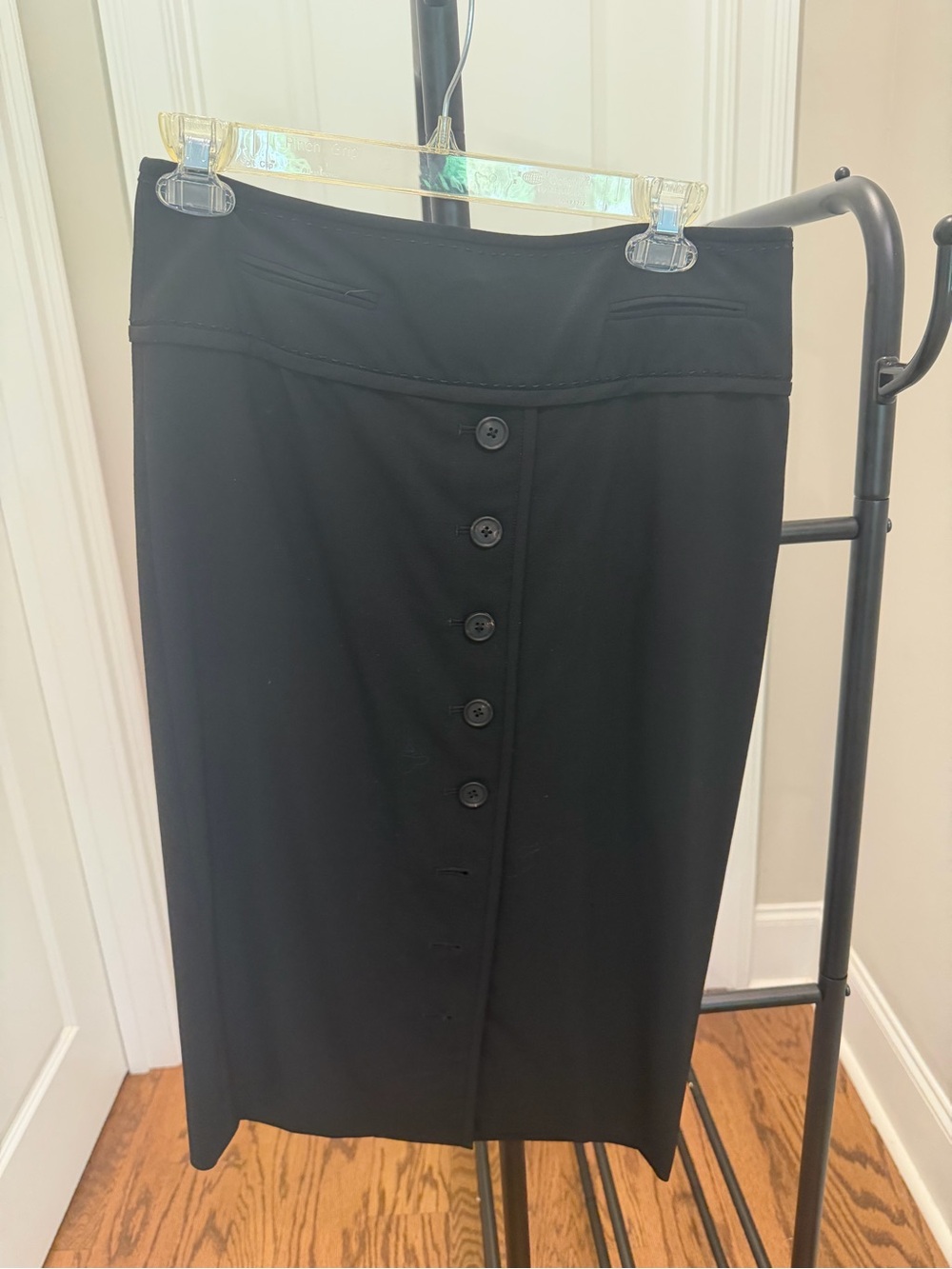 Badgley Mischka Black Button-Front Pencil Skirt